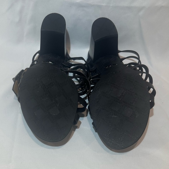 Vionic Sami Gladiator Cage Sandals Black Leather Size 7 EUC - Picture 9 of 9